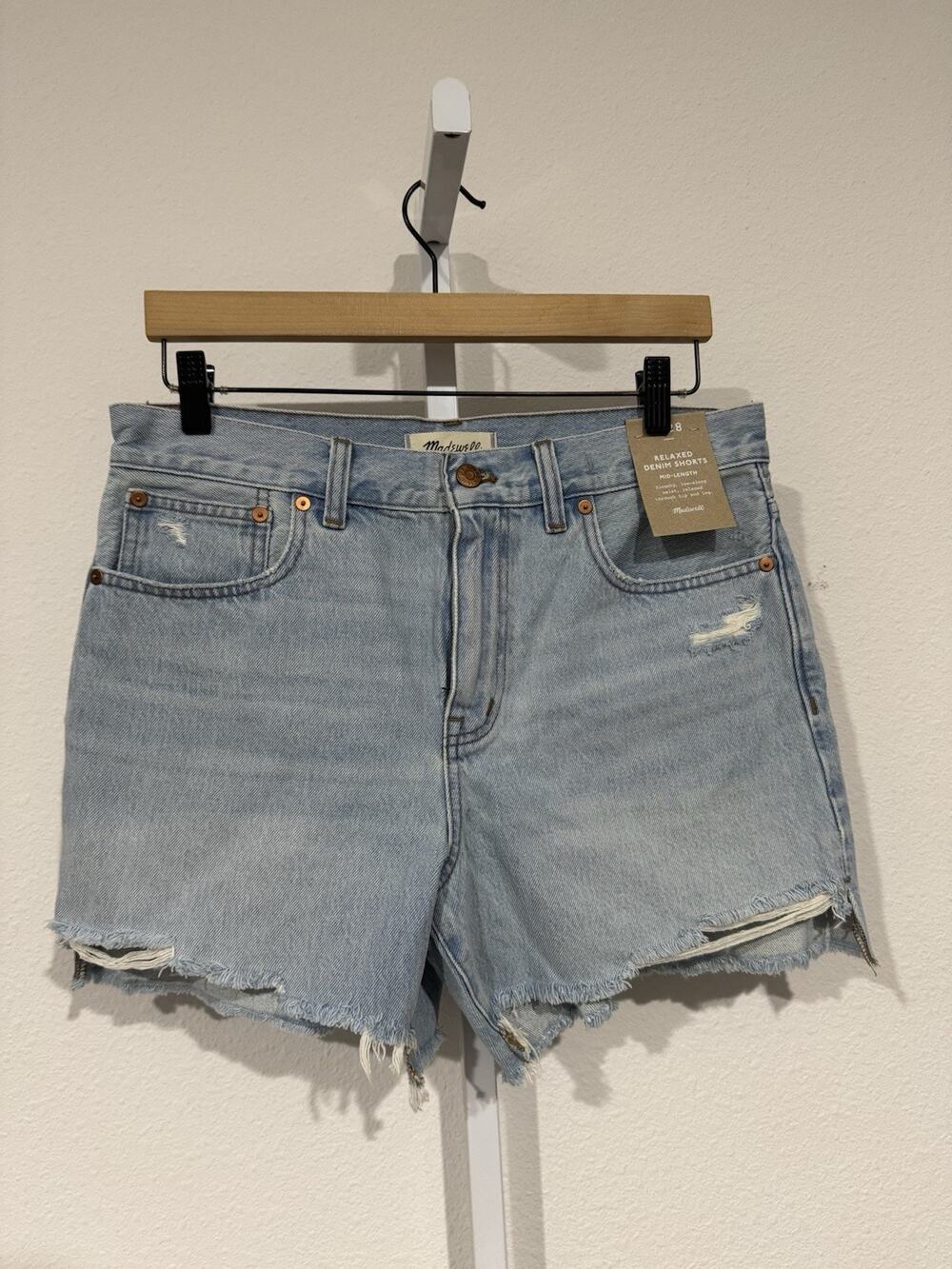 Madewell Relaxed Denim Shorts Women 28 Light Blue Mid Rise Distressed Fray Hem
